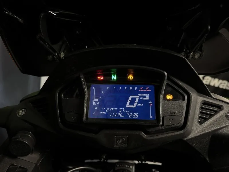 VFR 800 X