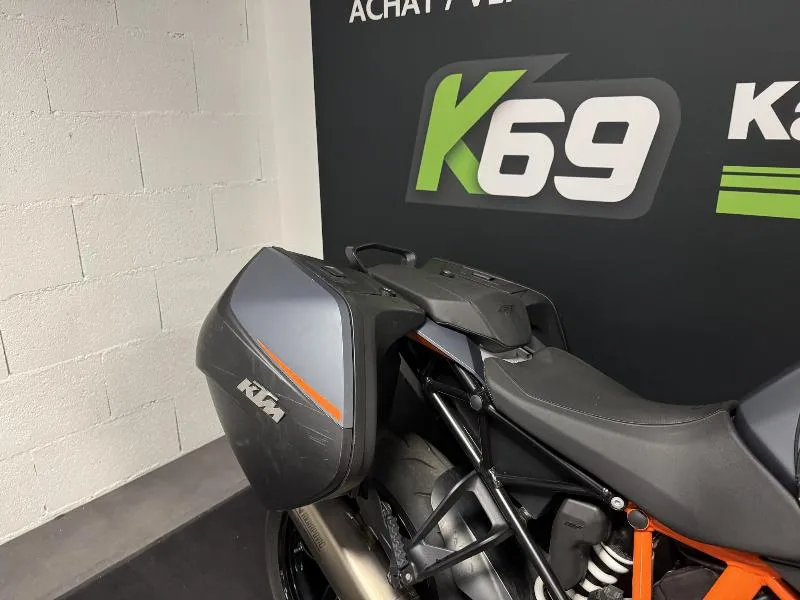 1290 SUPER DUKE GT