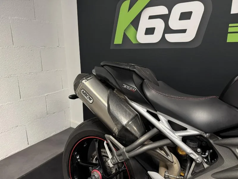 SPEED TRIPLE 1050 RS