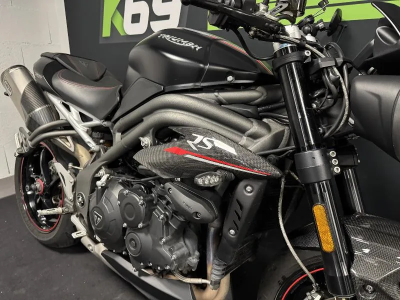 SPEED TRIPLE 1050 RS
