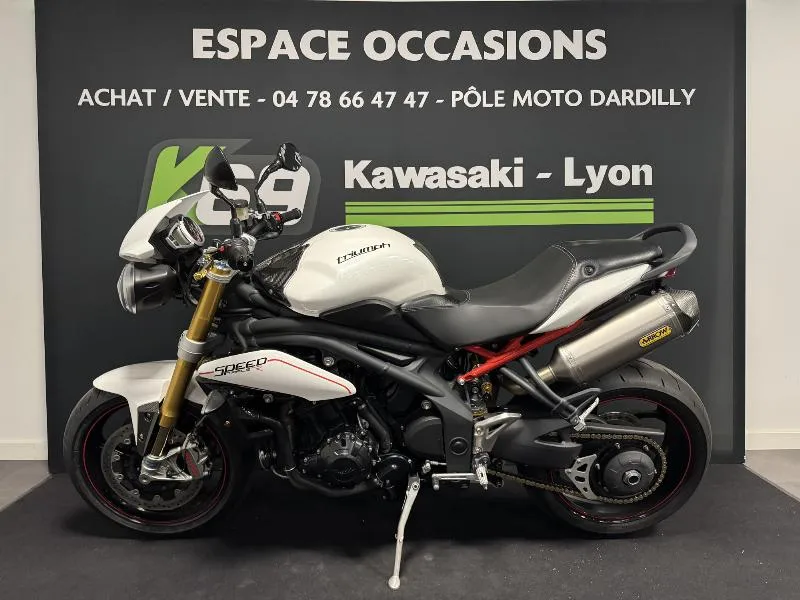 SPEED TRIPLE 1050 R