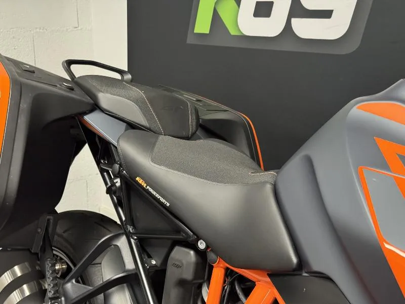 1290 SUPER DUKE GT