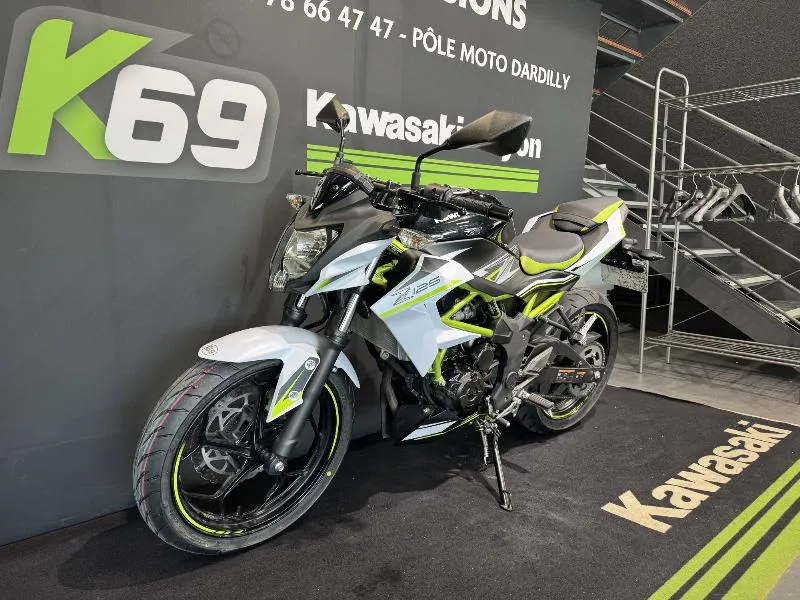Z125
