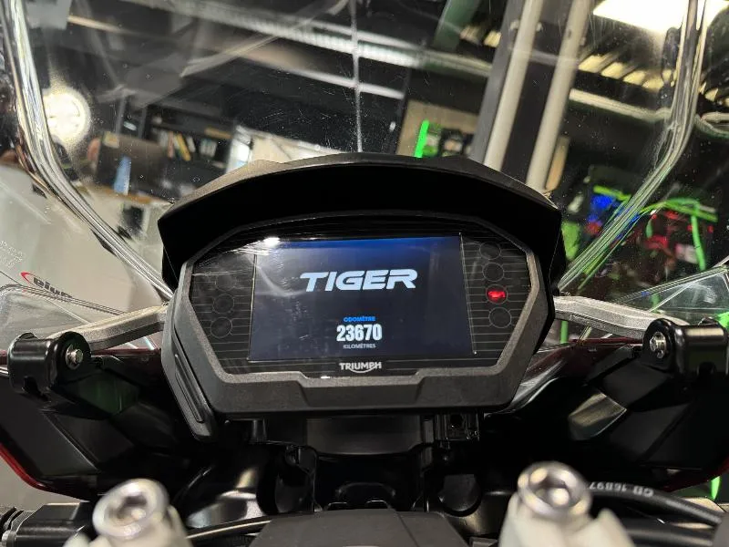 TIGER 1200 EXPLORER XRT
