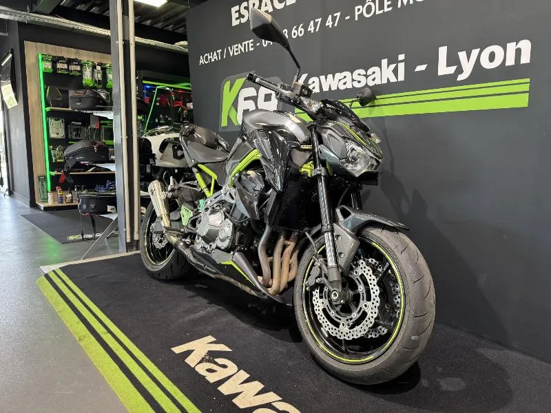 Z 900