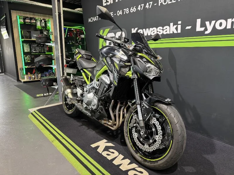 Z 900