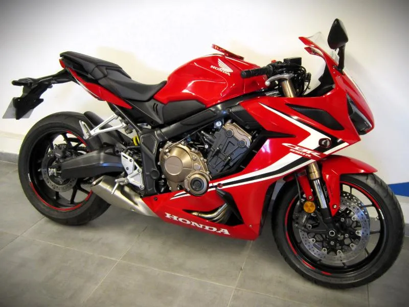 CBR 650 R 