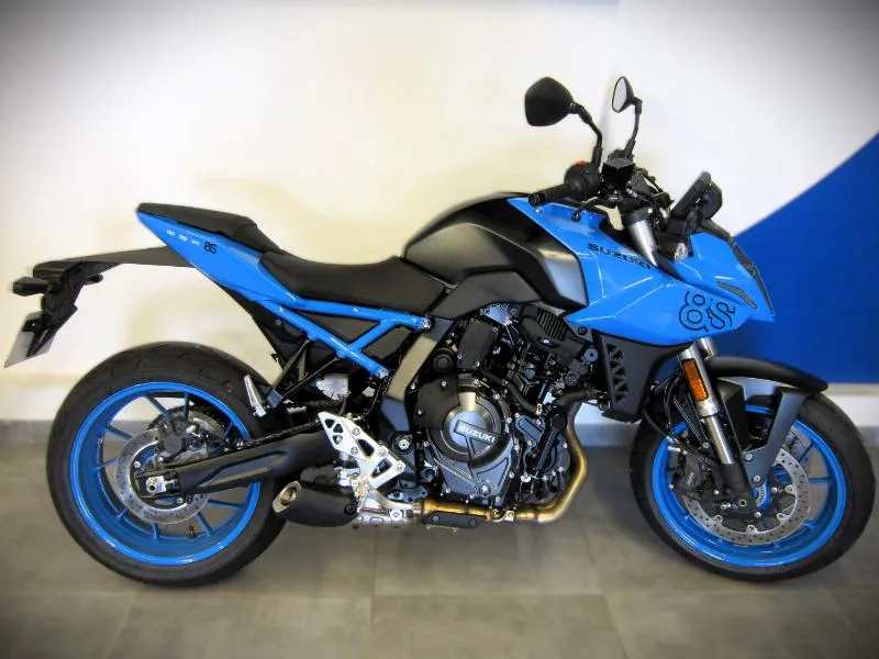 GSX8S A2