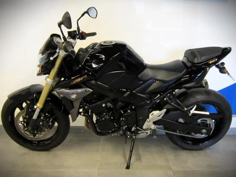 GSR 750