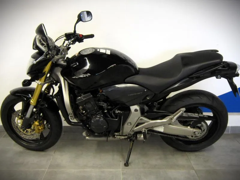 CB 600 F HORNET