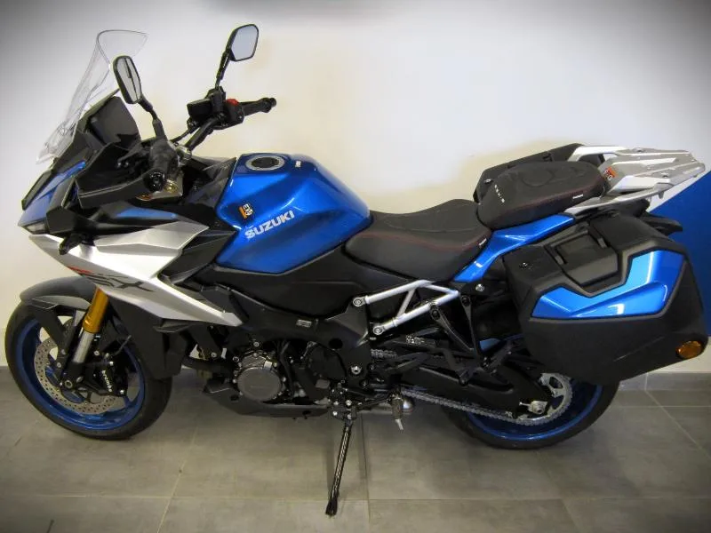 GSXS 1000 GX