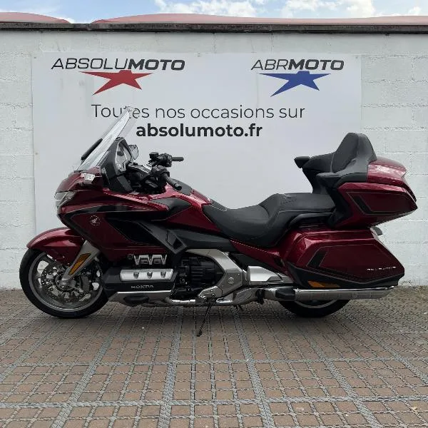 GL 1800 GOLDWING TOURING DCT