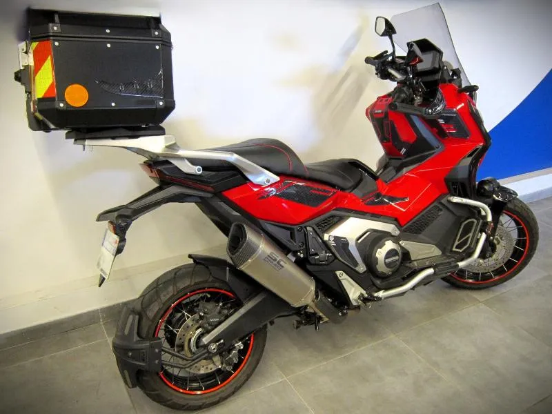 XADV 750