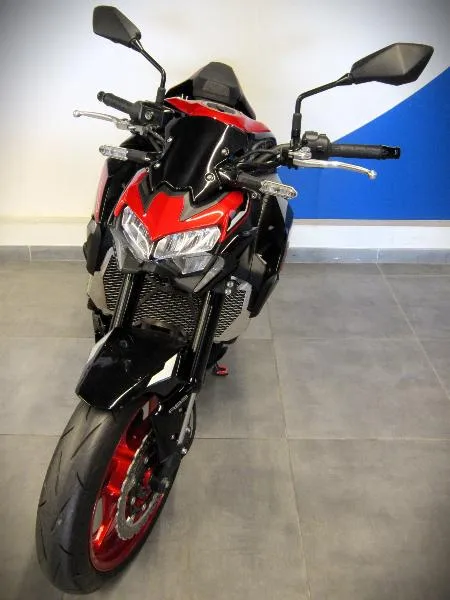 Z 900