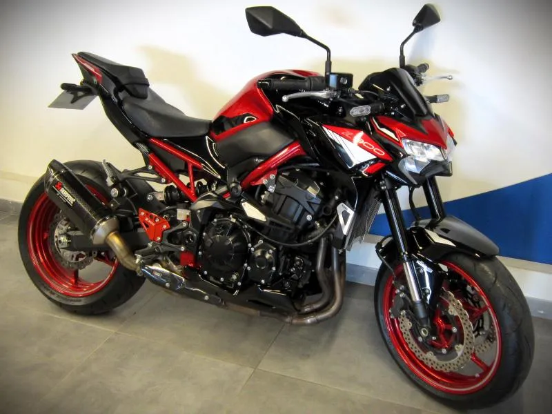 Z 900