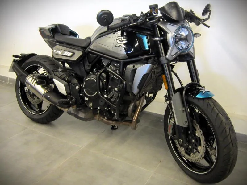 CLX 700 SPORT