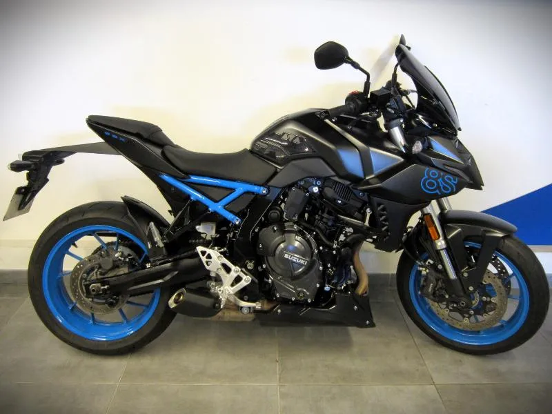 GSX8S