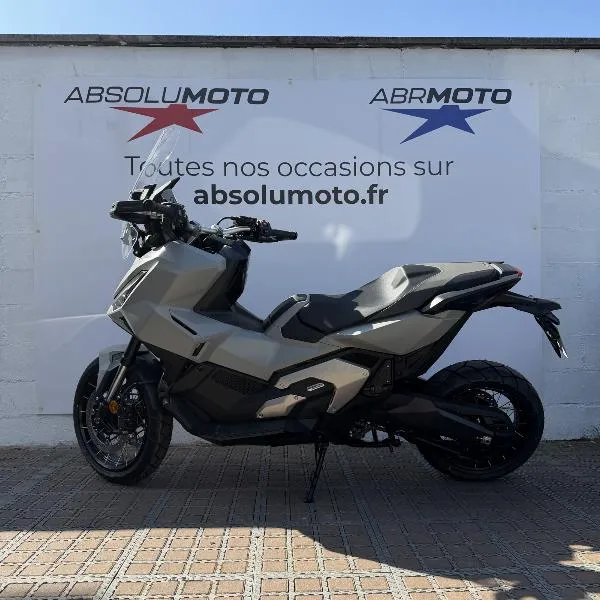 XADV 750 DCT