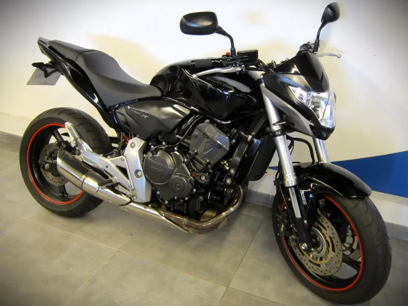 CB 600 F HORNET