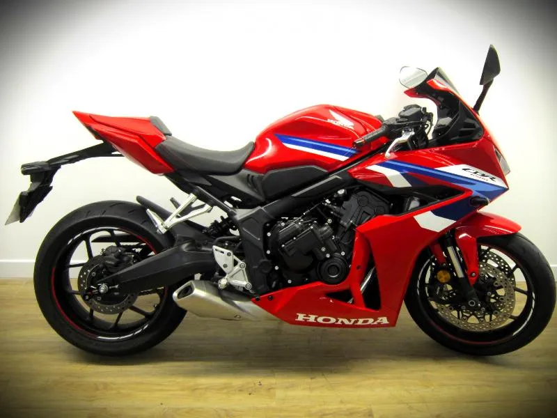 CBR 650 R ECLUTCH 2025