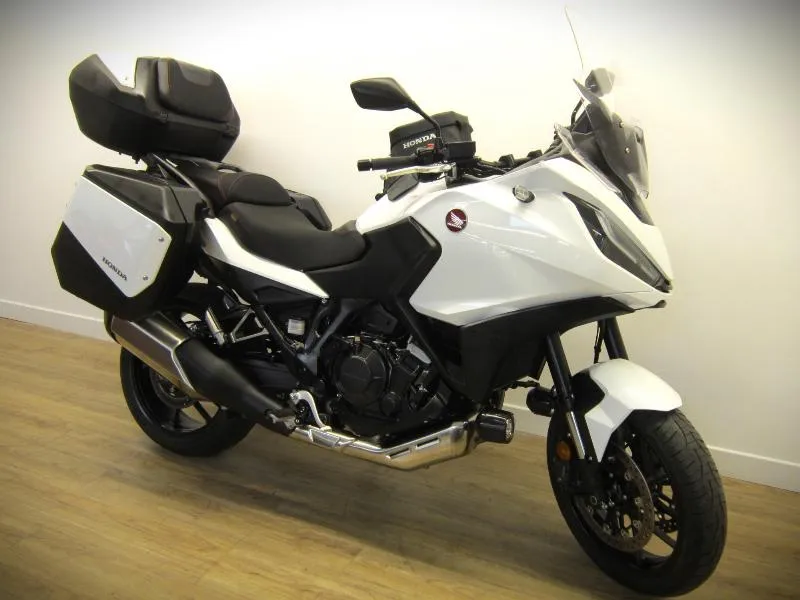 NT 1100