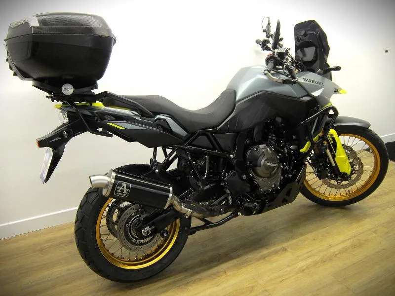 DL VSTROM 800DE