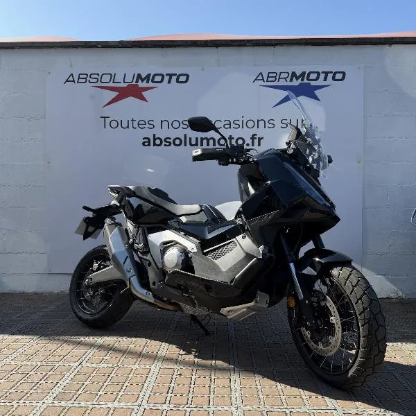 XADV 750 DCT
