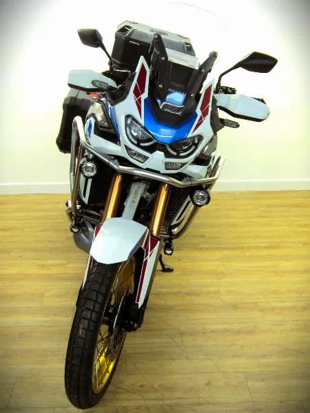CRF 1100 L AFRICA TWIN  ADVENTURE SPORTS DCT