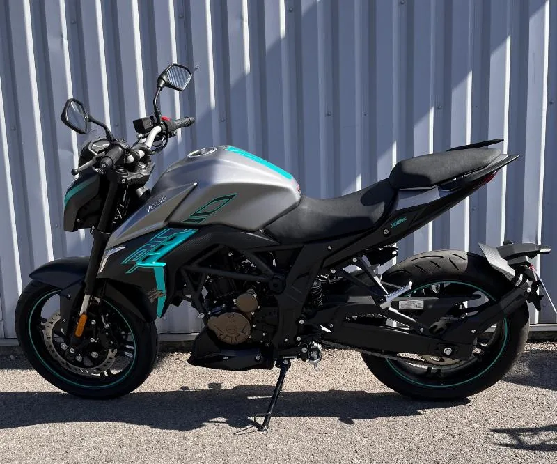 300R