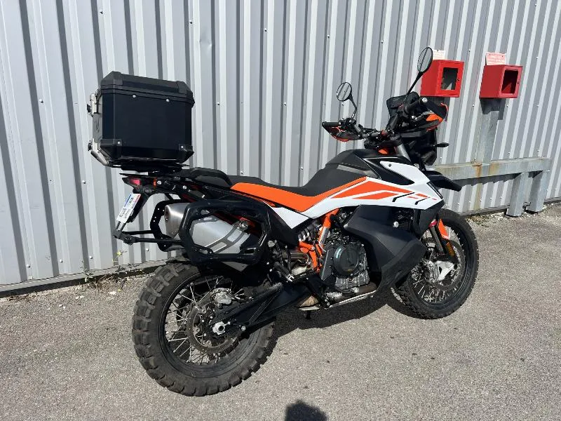 790 ADVENTURE R