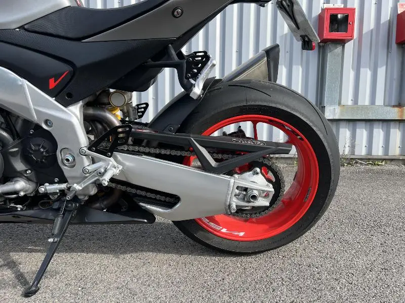 RSV4 1100