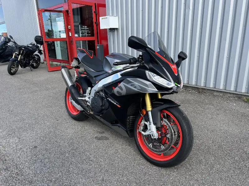 RSV4 1100