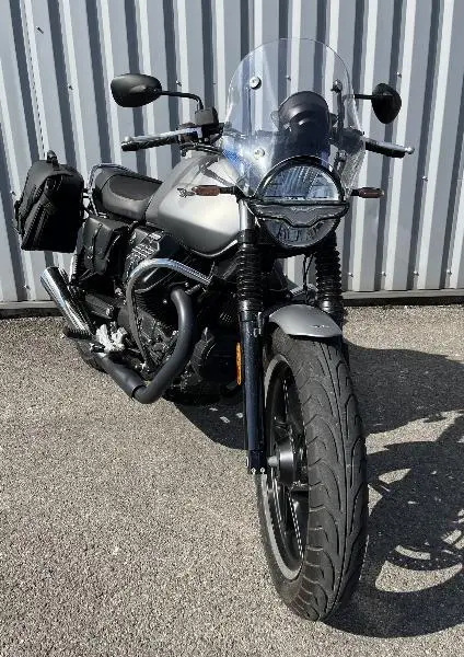 V7 STONE