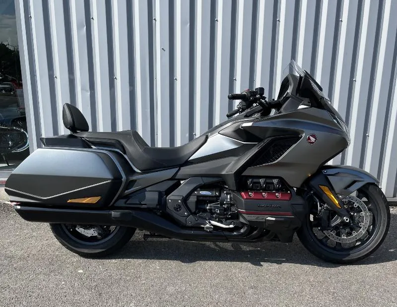 GL1800 GOLDWING