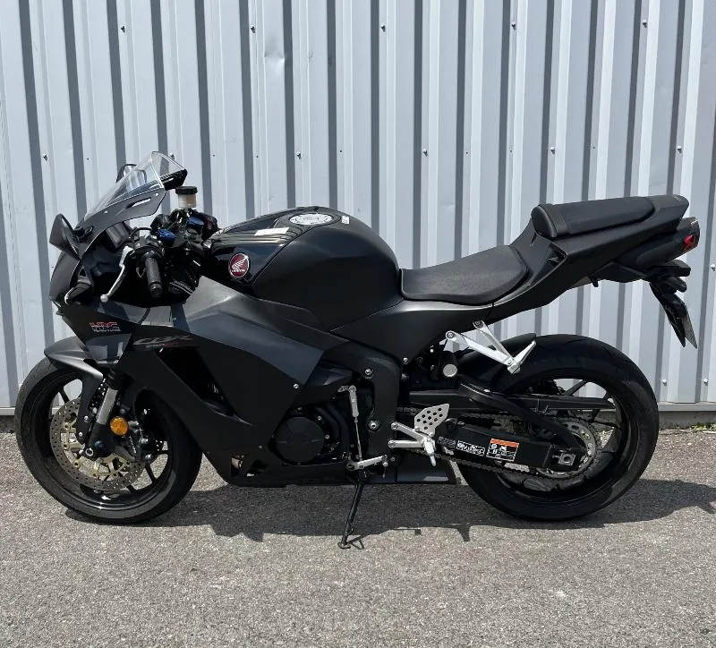 CBR 600