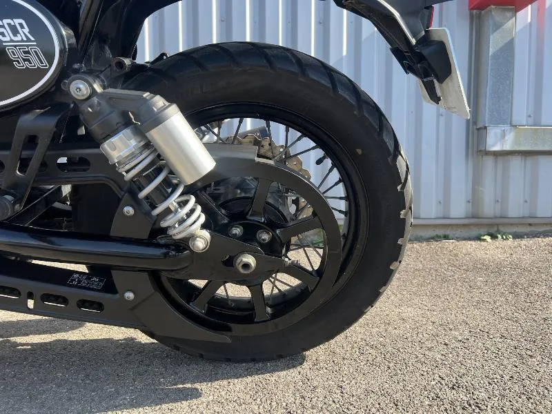 SCR 950