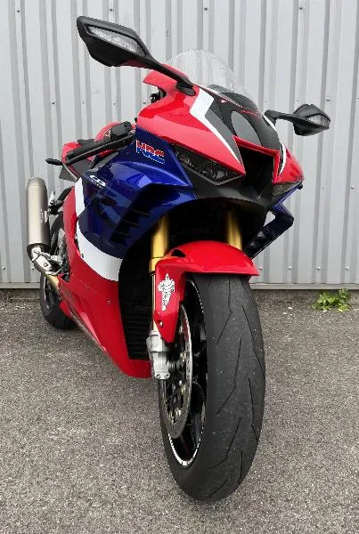 CBR 1000 RRR
