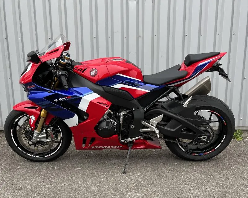 CBR 1000 RRR