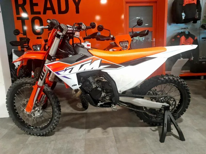 125 SX
