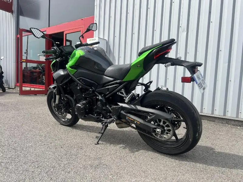 Z 900