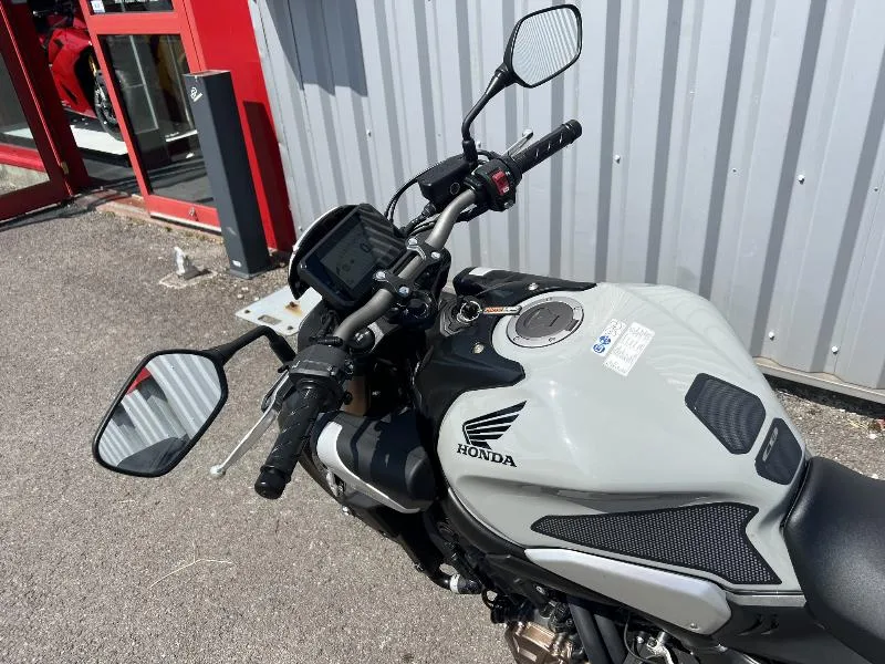 CB 650 R eClutch