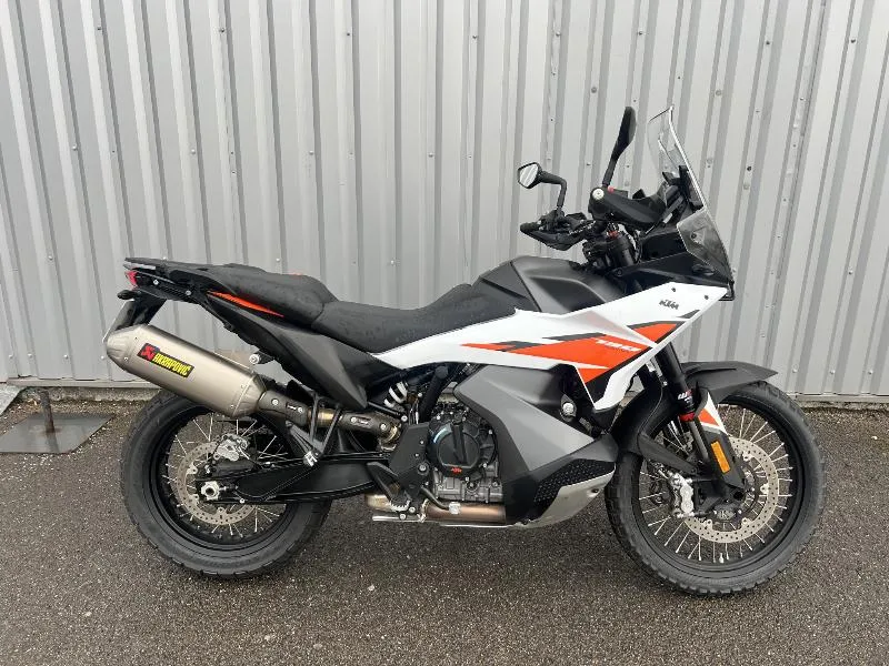 790 ADVENTURE