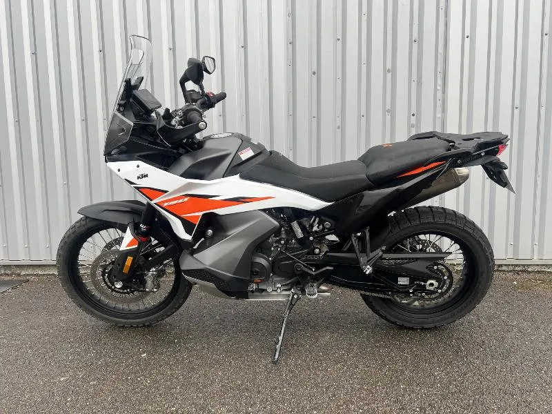 790 ADVENTURE