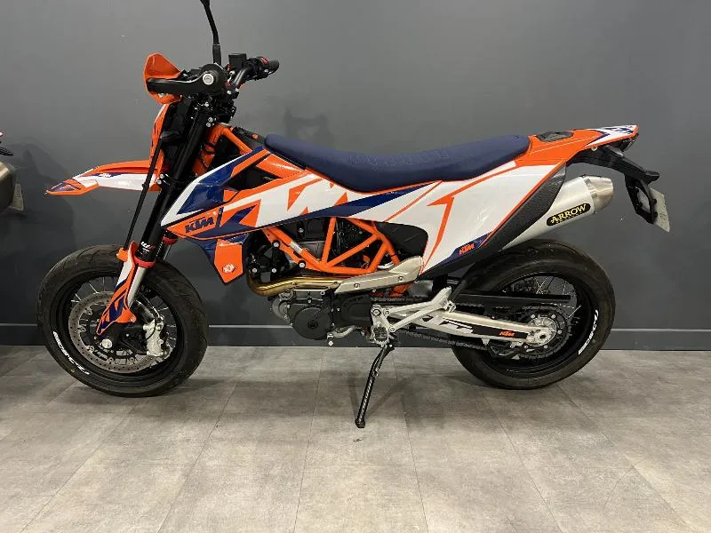 690 SMC R