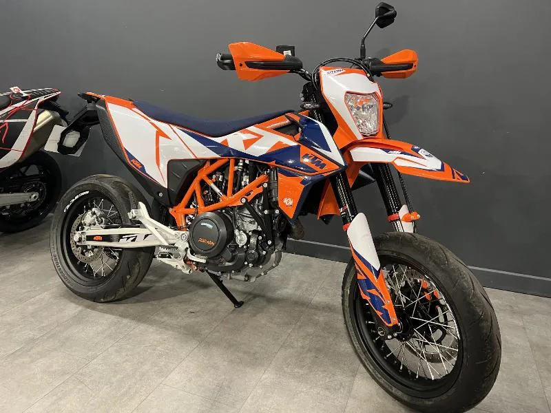 690 SMC R