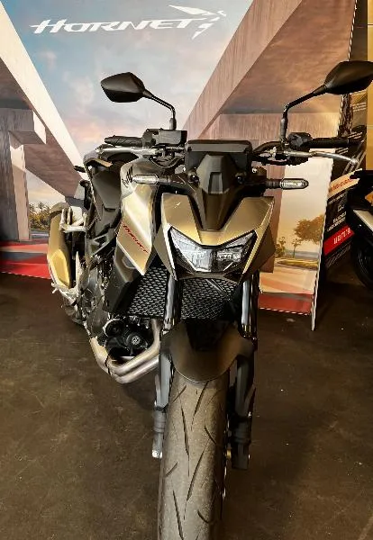 CB 750 HORNET