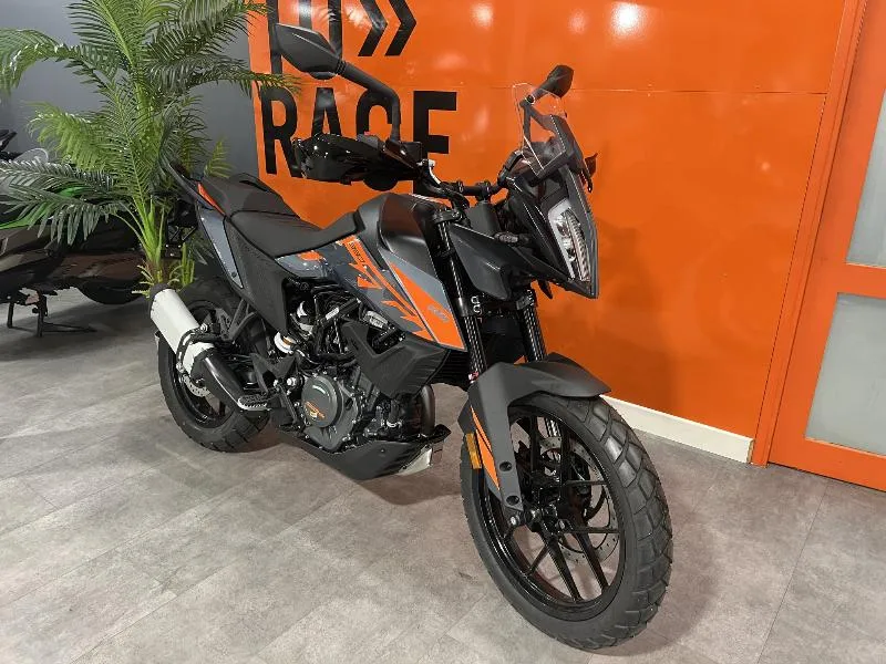 390 ADVENTURE