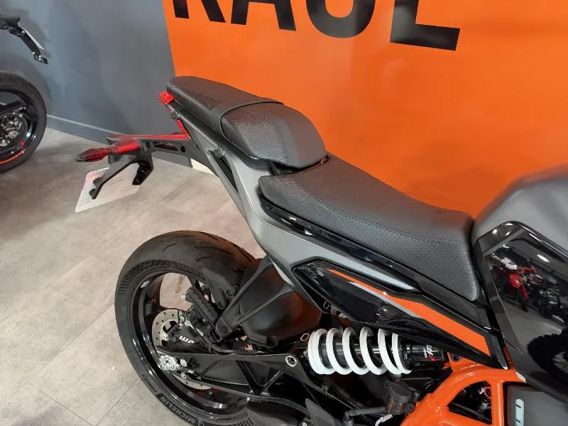 390 DUKE ABS