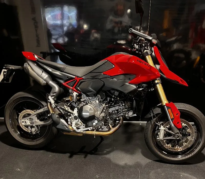 HYPERMOTARD