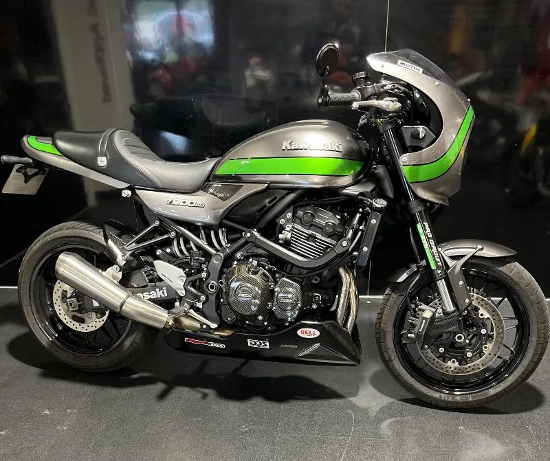 Z 900